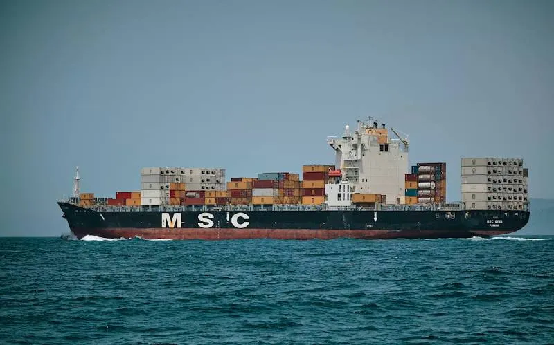 PT Delapan Emas Armada Logistik